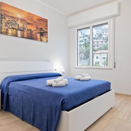 Appartement Modern Flat 250 Mt From The Sea - Albissola Marina Extérieur photo