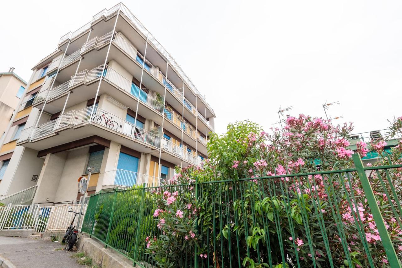 Appartement Modern Flat 250 Mt From The Sea - Albissola Marina Extérieur photo