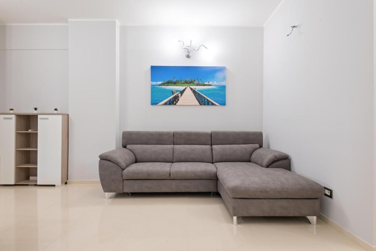 Appartement Modern Flat 250 Mt From The Sea - Albissola Marina Extérieur photo